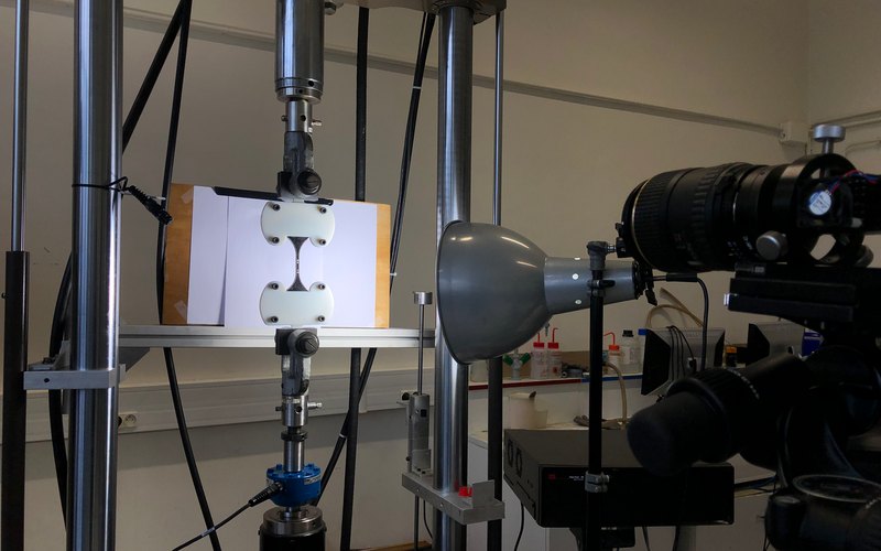 Tensile testing setup for Tango Black